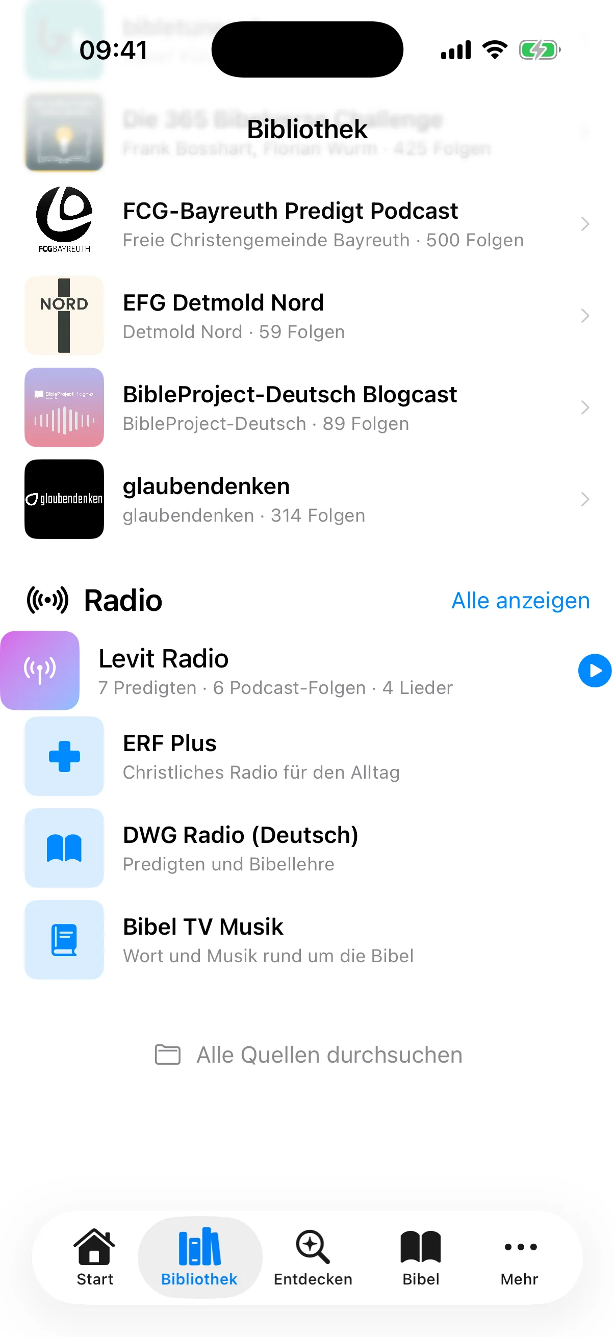 Radio-Regal der Bibliothek mit Levit Radio und den Live-Sendern ERF Plus, DWG Radio und Bibel TV Musik